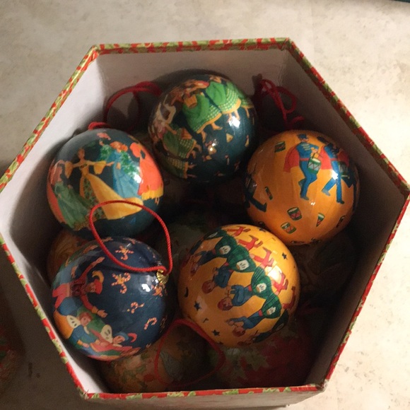 Vintage The Twelve Days Of Christmas Decoupage Balls/Ornaments with Original Box - Picture 7 of 9